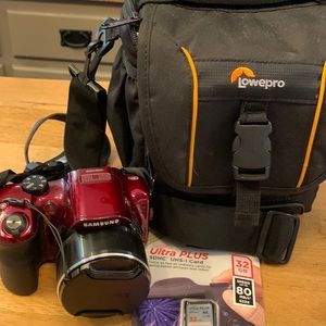 Samsung 16.4 mega pixels. Wi-Fi with 35x optical zoom lens.